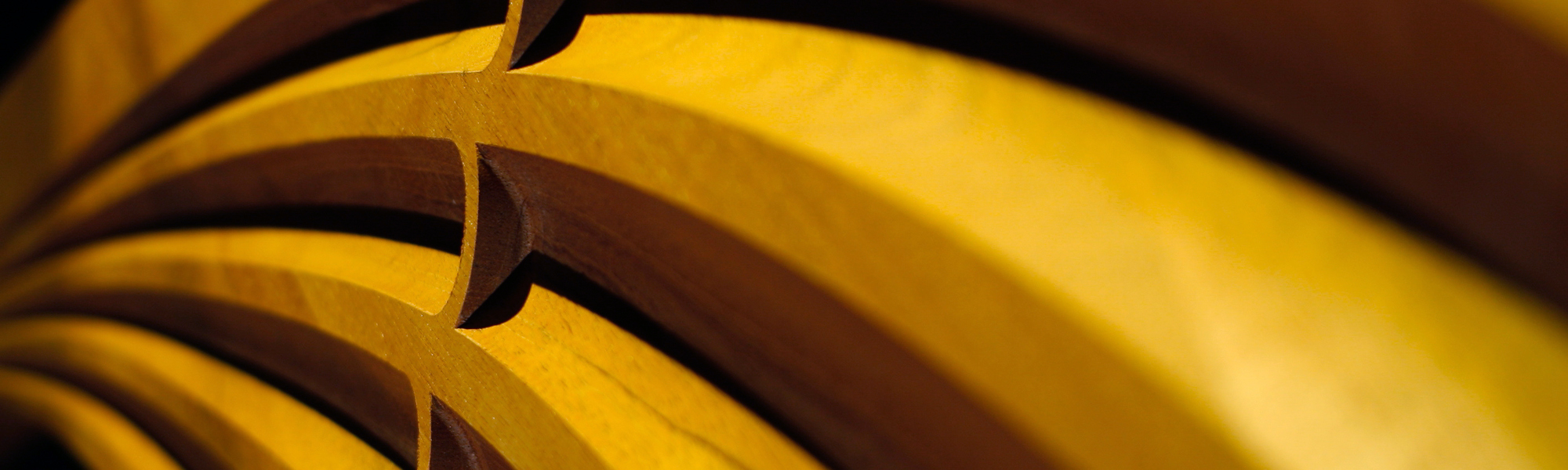 数控铣床与木工软件一起使用时可以创造出美丽的作品